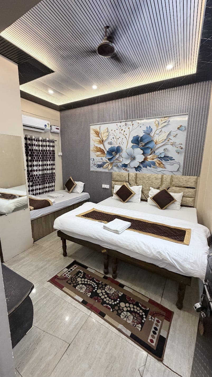 Jamuna(P) Guest House