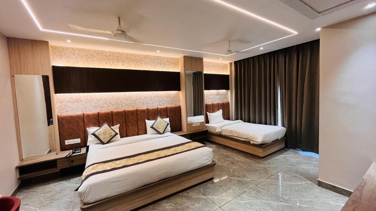 Super Deluxe Room — Varanasi Heritage